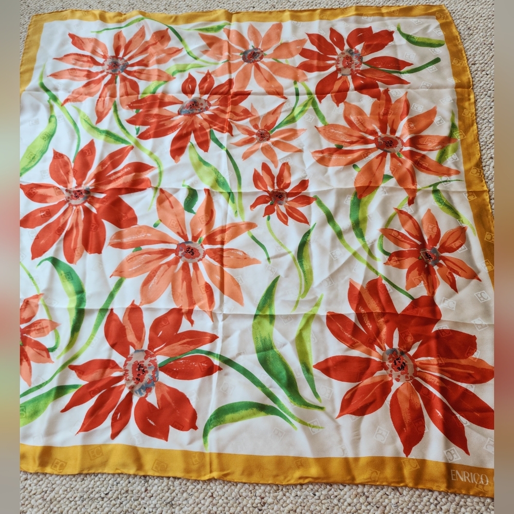 ENRICO COVERI Scarf 35x35" Square Flowers Orange Yellow Gold Border Rolled Edge
